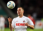 开云棋牌平台-绿茵场上的逆转哲学，从比利亚雷亚尔翻盘到东决关键战的胜负启示