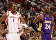 开云棋牌APP-末节风暴！湖人窒息防守击溃掘金，班凯罗稳定输出成关键变量