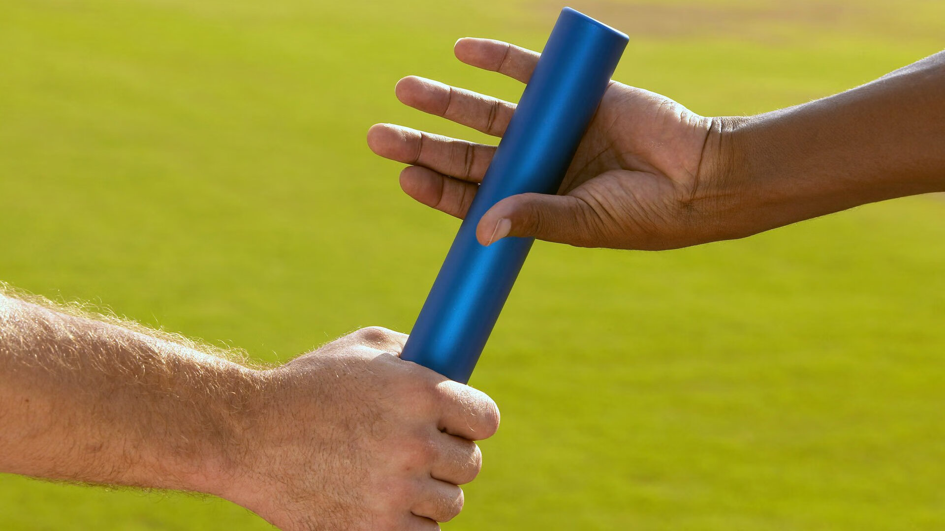 赛道与球场，当F1年度争冠焦点战遇上掘金绝杀雄鹿